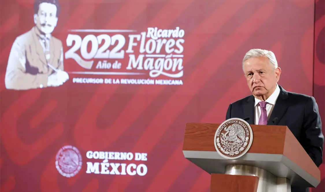 El titular del Ejecutivo federal acusó que los conservadores dicen “democracia”, pero sin “demos”, es decir, “poder sin pueblo”.