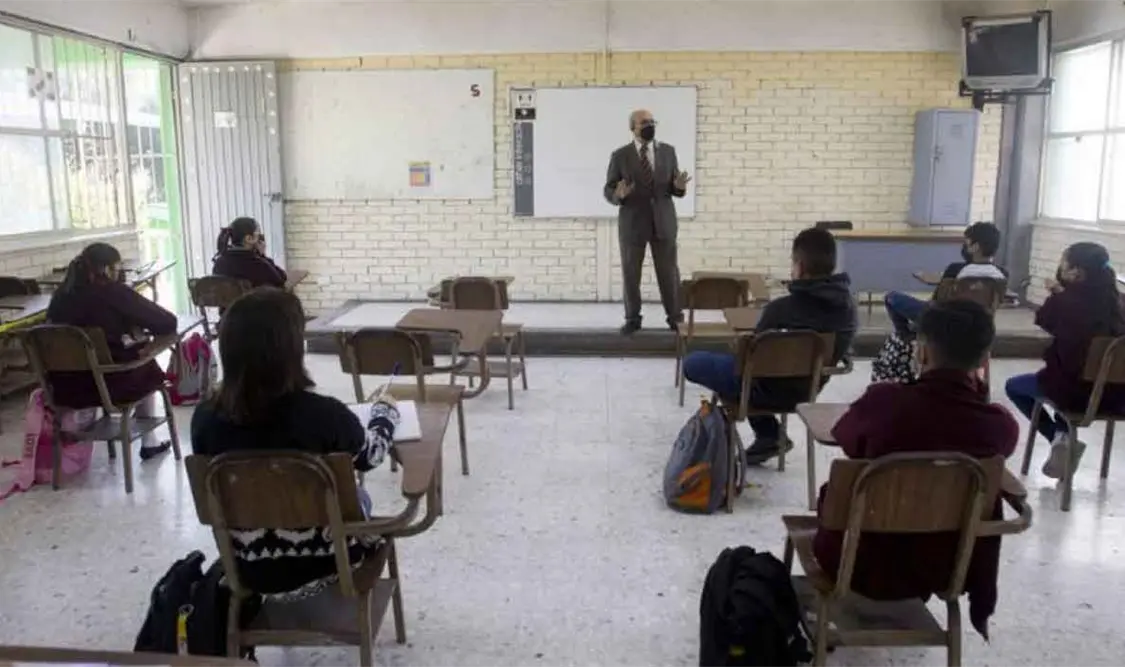 Alistan estrategia para reinserción escolar