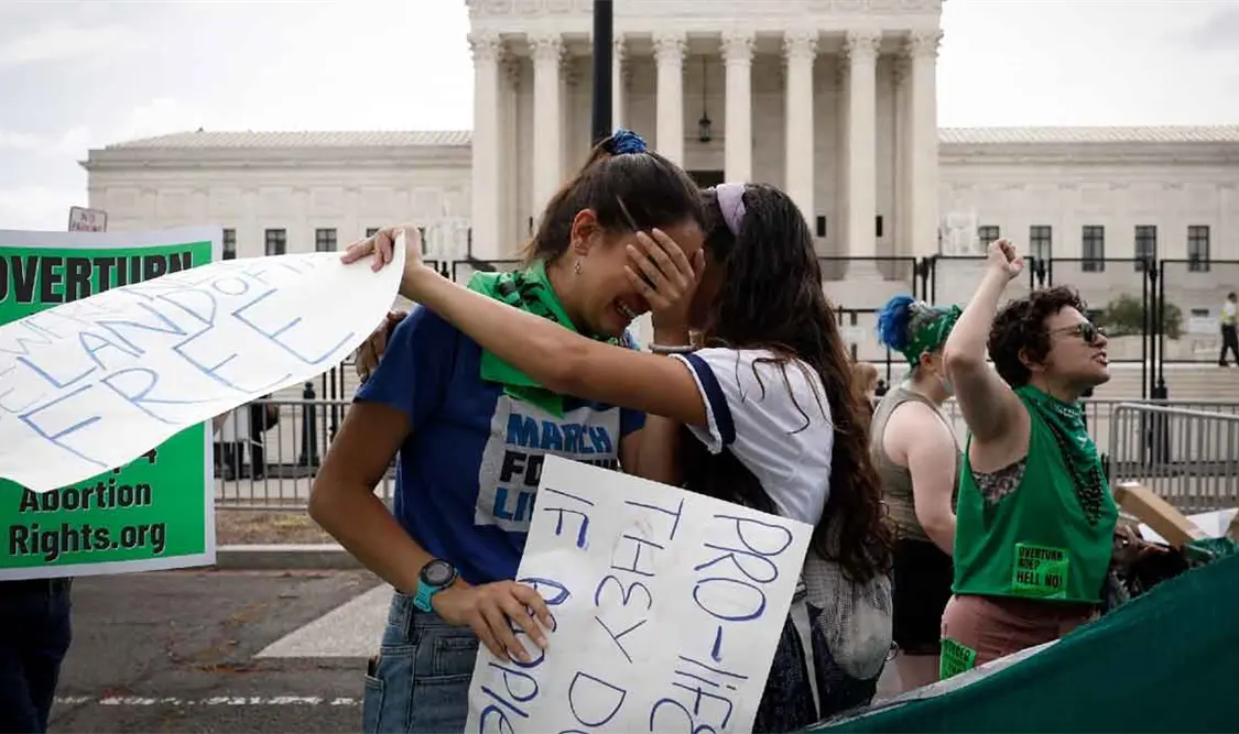 Revocan el derecho al aborto en Estados Unidos
