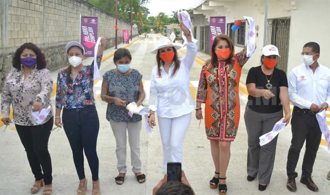 Inaugura alcaldesa obra de pavimentación mixta