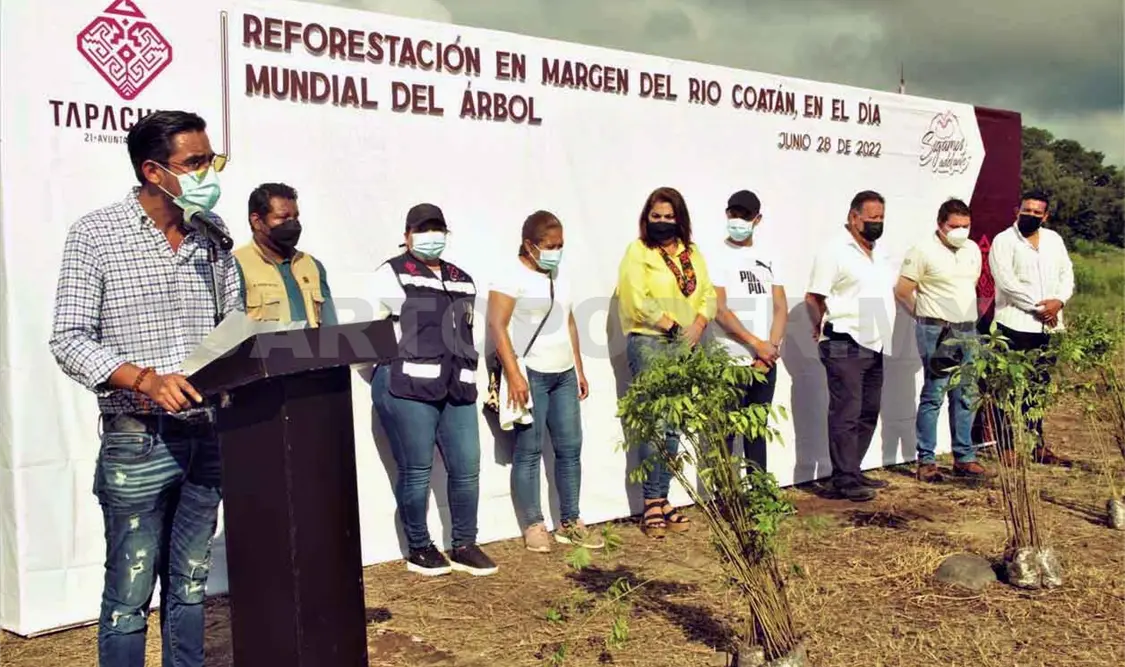 Llevan a cabo magna reforestación de cuenca