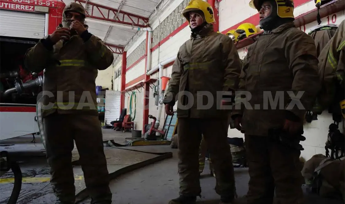 Alistan arribo de bomberos de Escocia