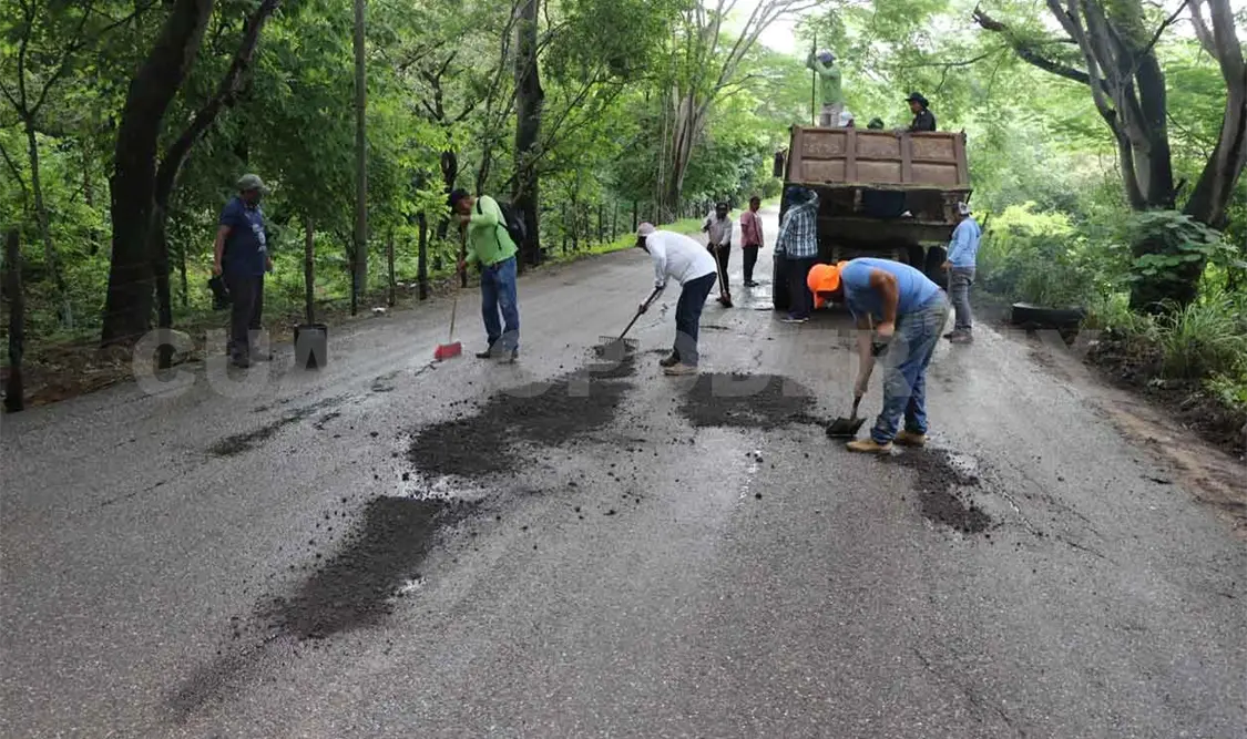 Realizan Programa de Bacheo Permanente