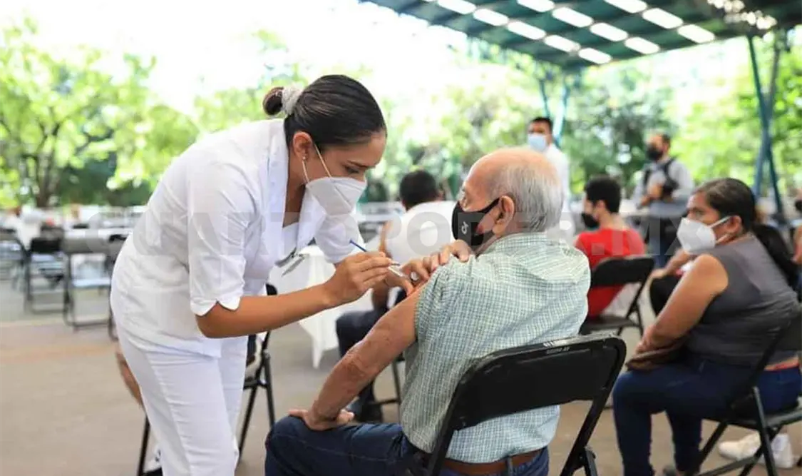 Personal médico debe cuidar su salud mental