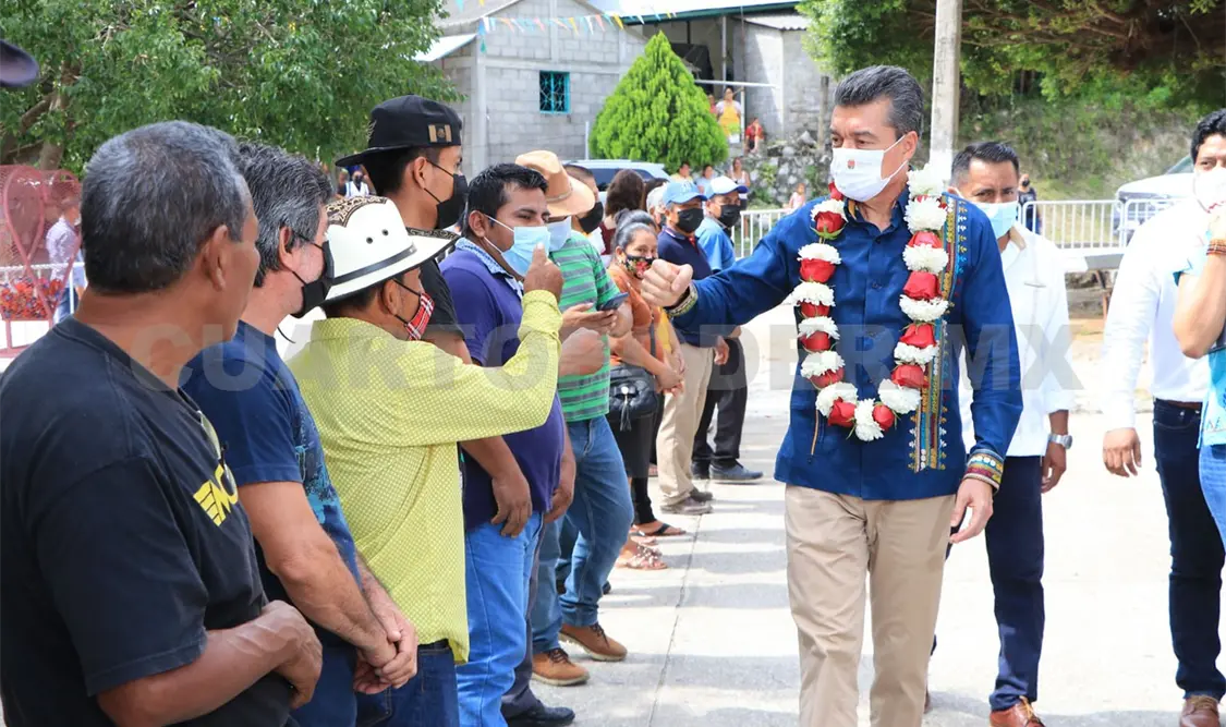 Entrega REC apoyos a sector agrícola y pesquero