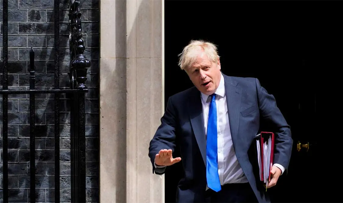 Boris Johnson renuncia como primer ministro