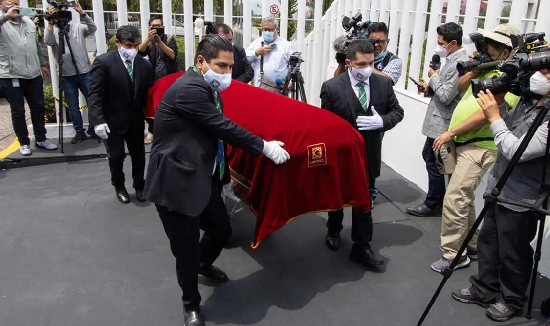 Falleció el viernes 8 de julio a la edad de 100 años en su residencia de Cuernavaca, Morelos. Cortesía
