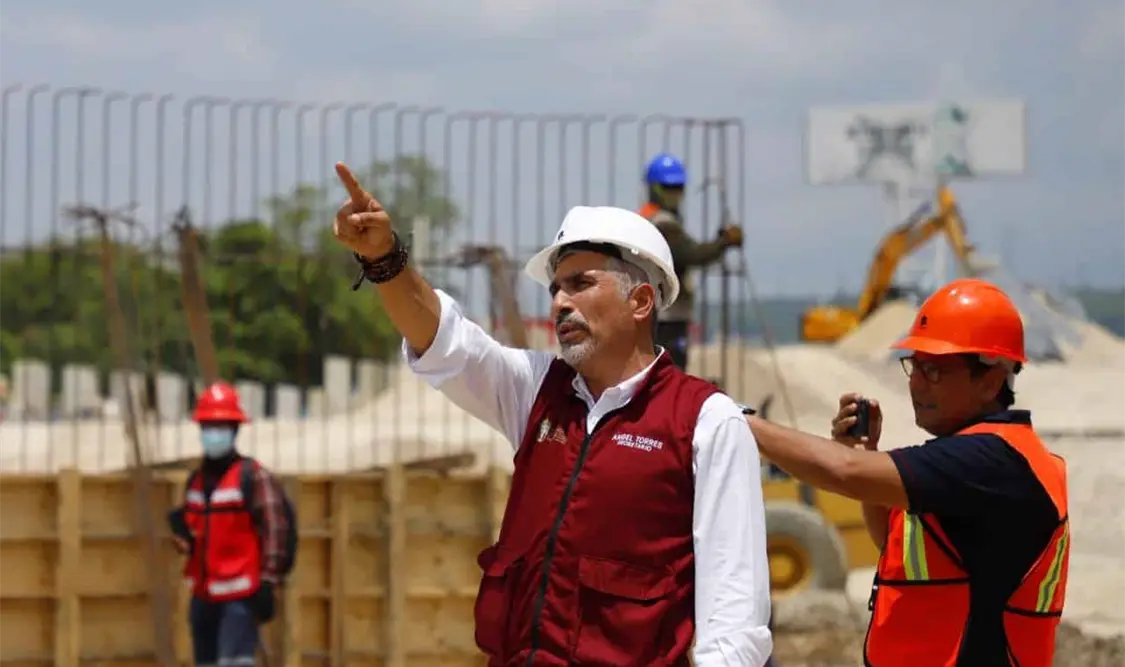 Genera más de 900 empleos obra del Doble Paso a Desnivel del Libramiento Norte: Ángel Torres