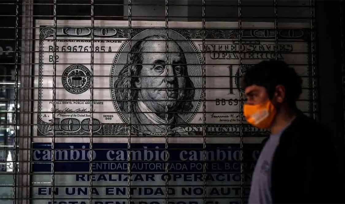 Peso abre a la baja por anuncio de inflación en EE. UU.