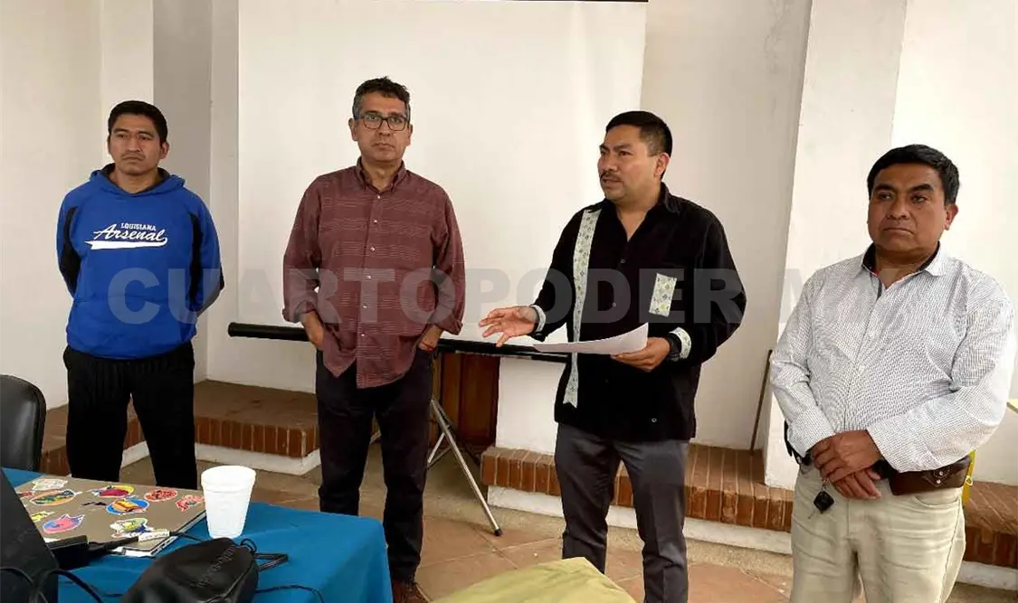 Jóvenes terminan taller de producción radiofónica
