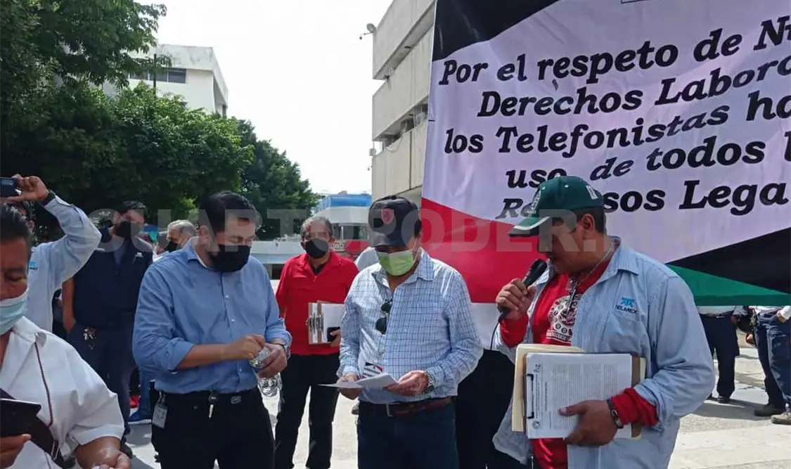 Telefonistas exigen cobertura de vacantes