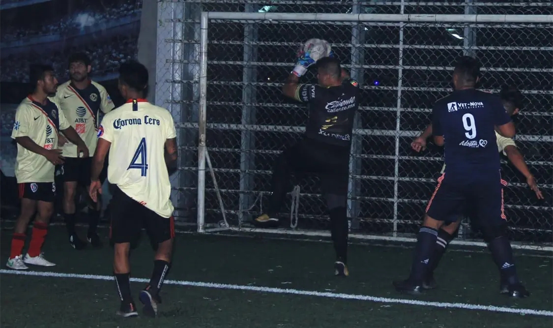 Funcional FC tuvo muchos errores sobre el terreno de juego, situación que al final le costó refrendar el título. Cortesía