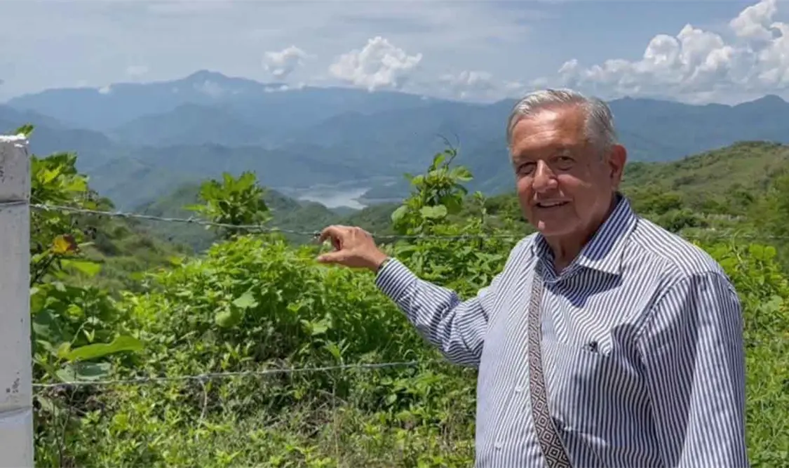 El patriotismo y la soberanía no se negocian: AMLO