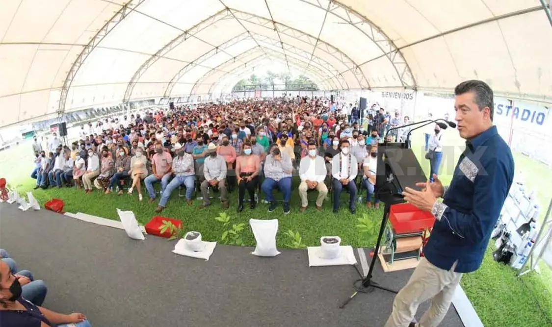 Beneficia Rutilio Escandón a productores del Soconusco