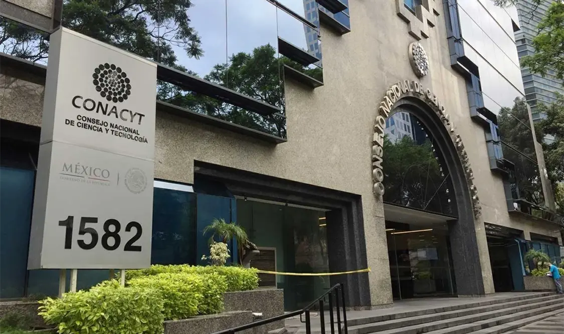 Conacyt desacata a INAI