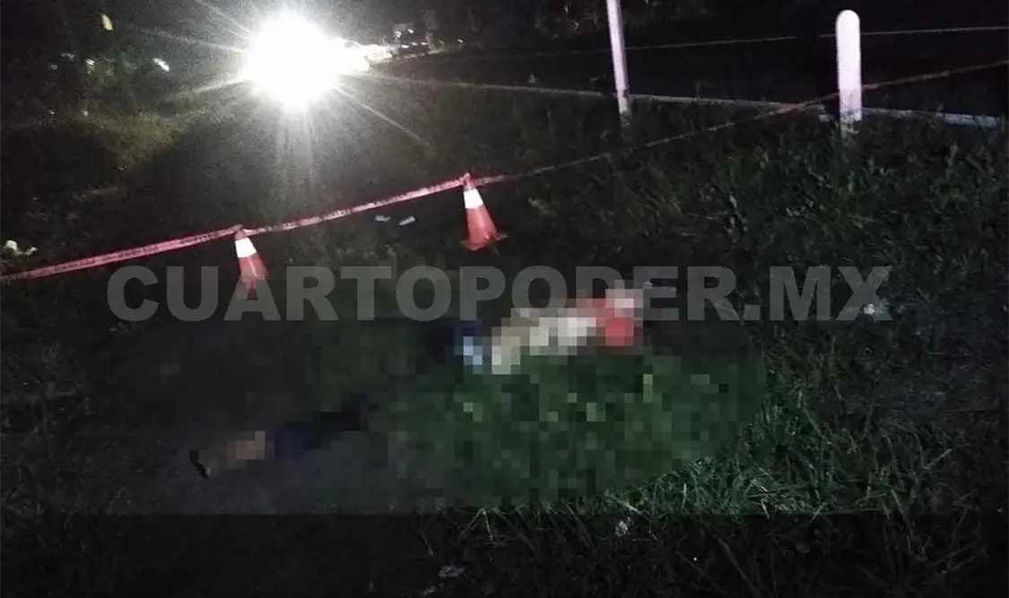 Choque de moto contra taxi deja un joven muerto
