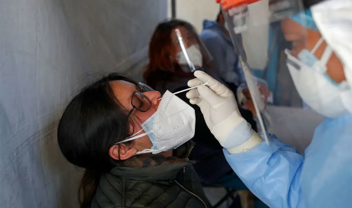 Inicia descenso de casos covid en México