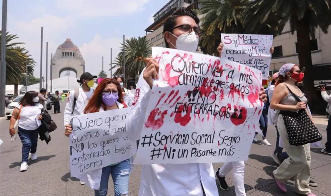Los manifestantes portaron pancartas con consignas donde piden mayor seguridad. Cortesía