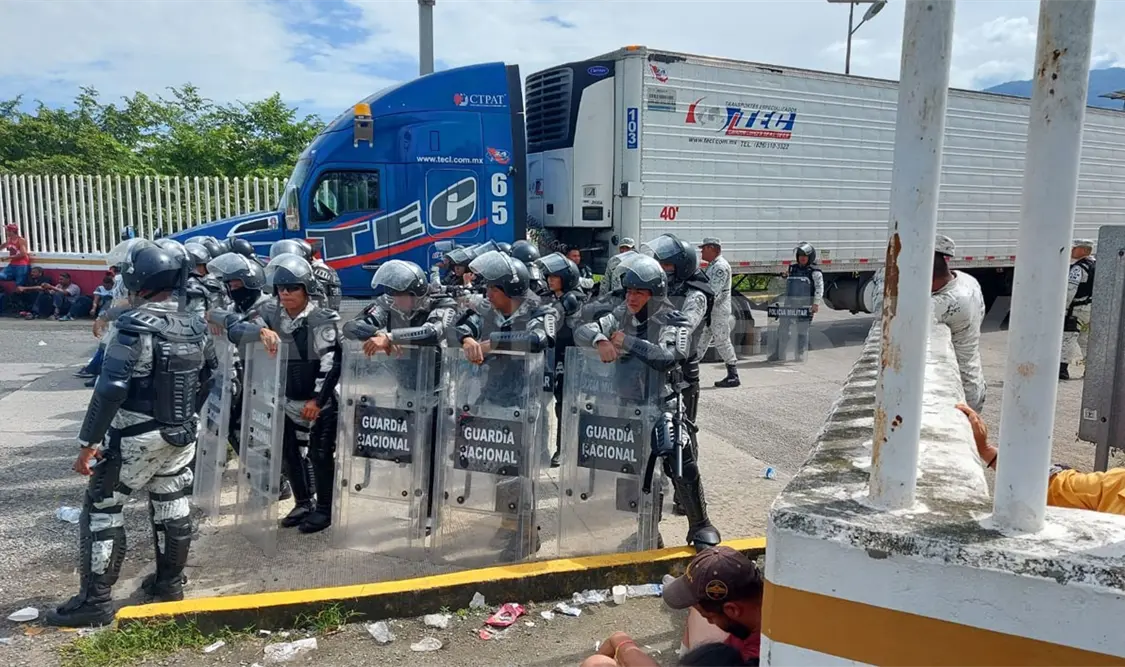 Liberan carretera después de 30 horas de bloqueo