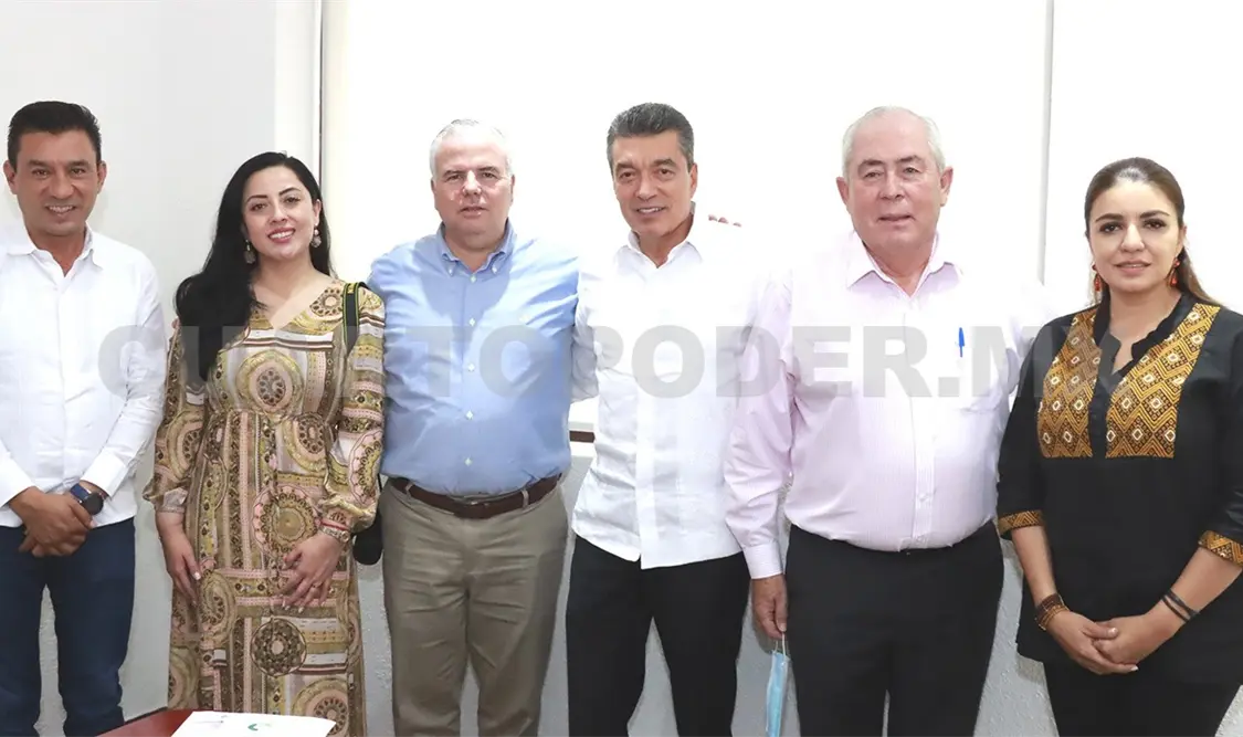 Escandón Cadenas y Leonel Cota refrendaron el compromiso de continuar el trabajo conjunto y poner en marcha estrategias a favor de Chiapas. CP