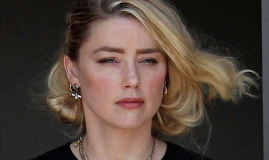 Amber Heard se declara en bancarrota