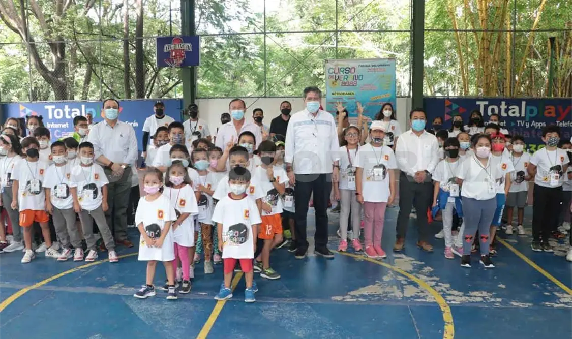 Inaugura edil cursos en el Parque del Oriente