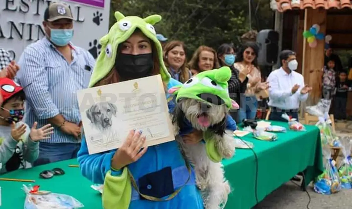 Premian a ganadores del Primer Festival Canino