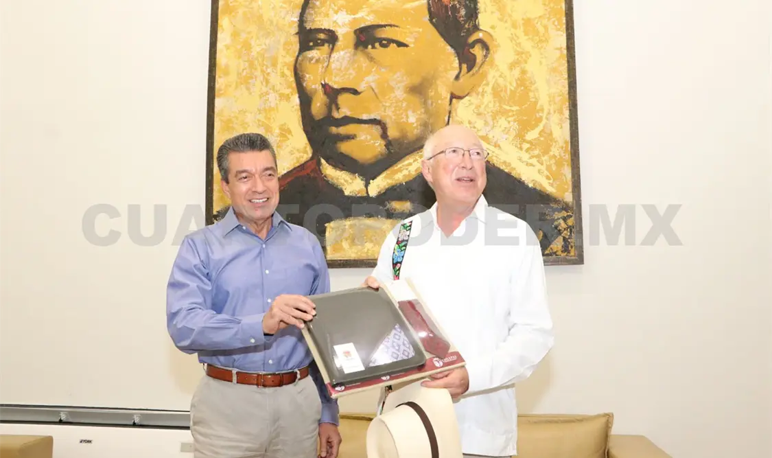 Se reúne Escandón con embajador de EUA