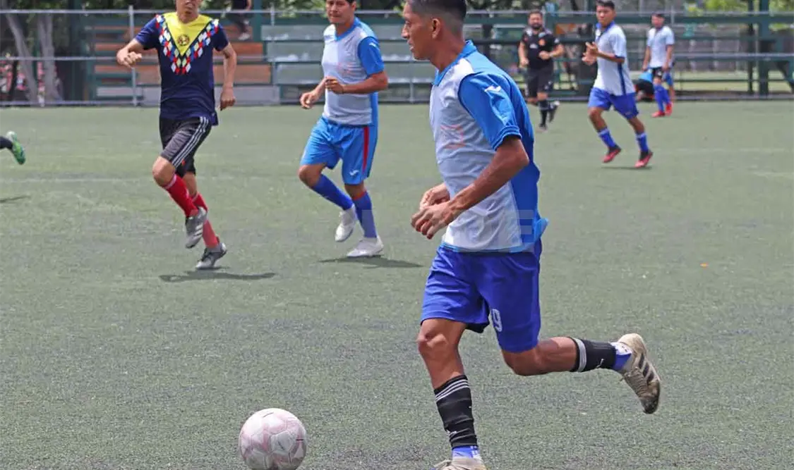 Deportivo 3 Hermanos aplastó a Clandestinos