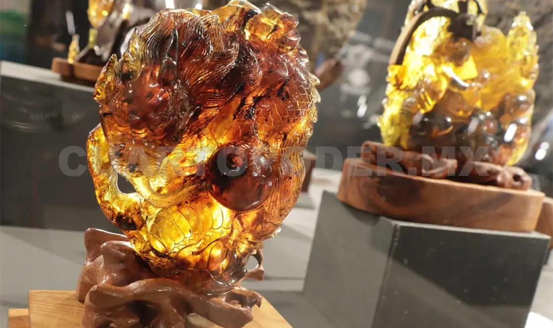 El legislador comentó que los artesanos de Chiapas cuentan con reconocimiento. Diego Pérez / CP