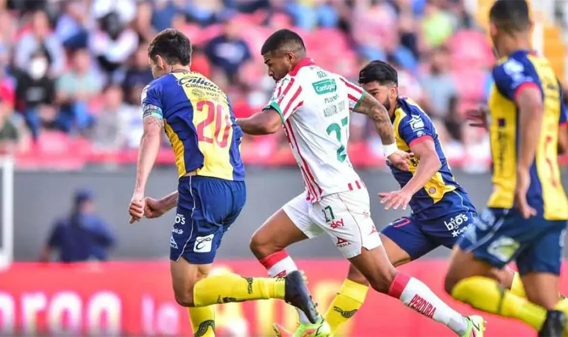 Necaxa derrota al Atleti de visita