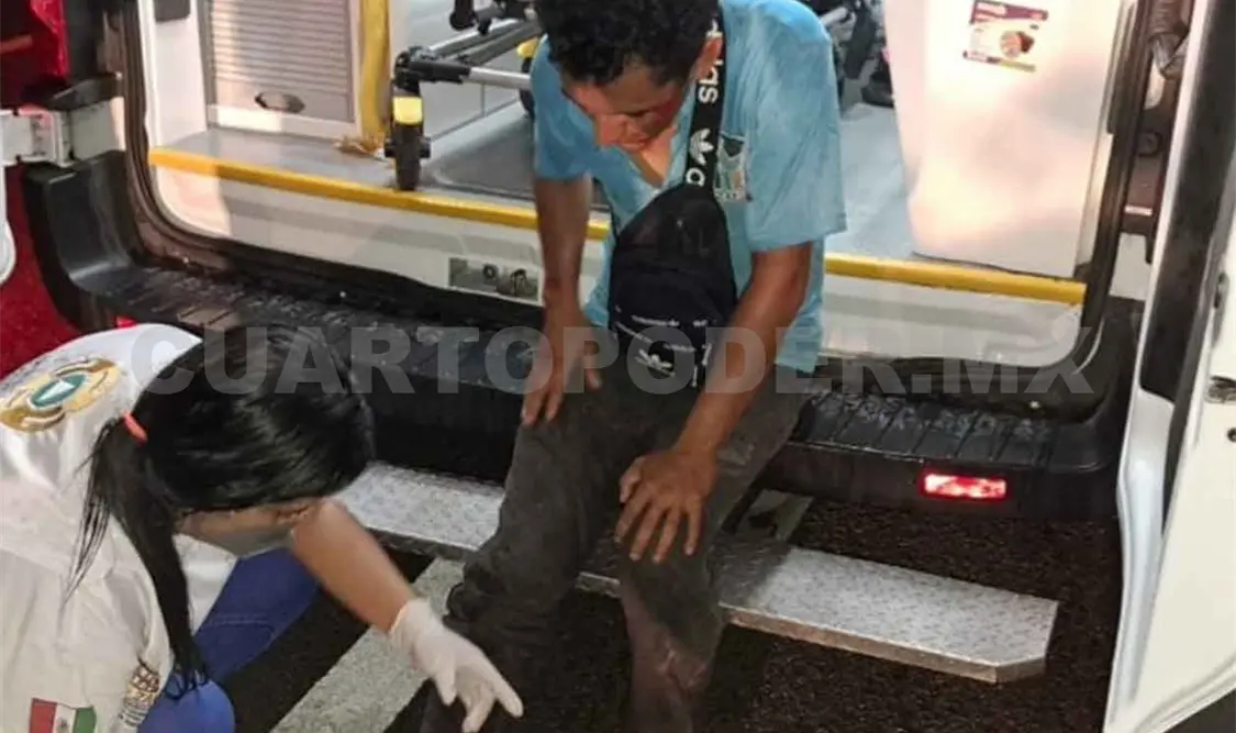Motociclistas ebrios derrapan en carretera