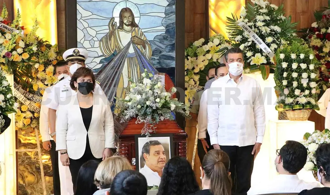 Guardan minuto de silencio en honor a Trinidad Palacios