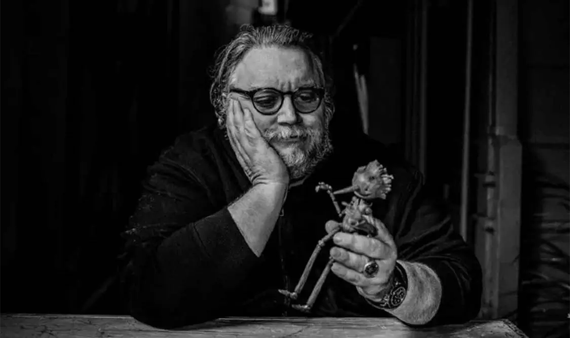 Del Toro presenta exposición de Pinocho
