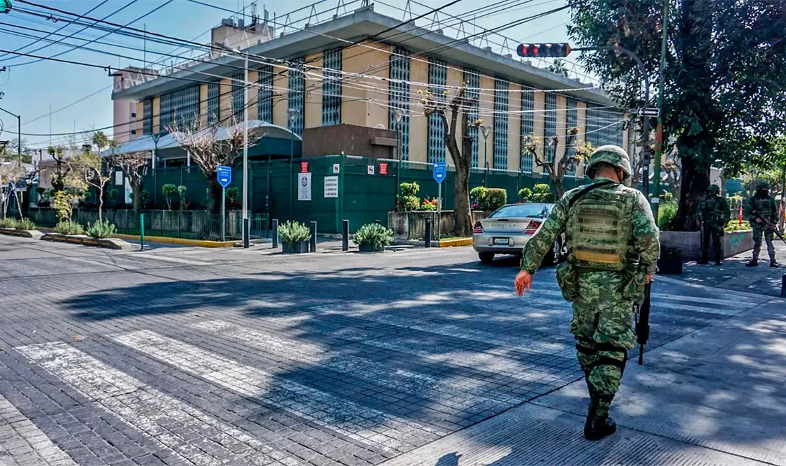 EUA emite alerta de seguridad por violencia