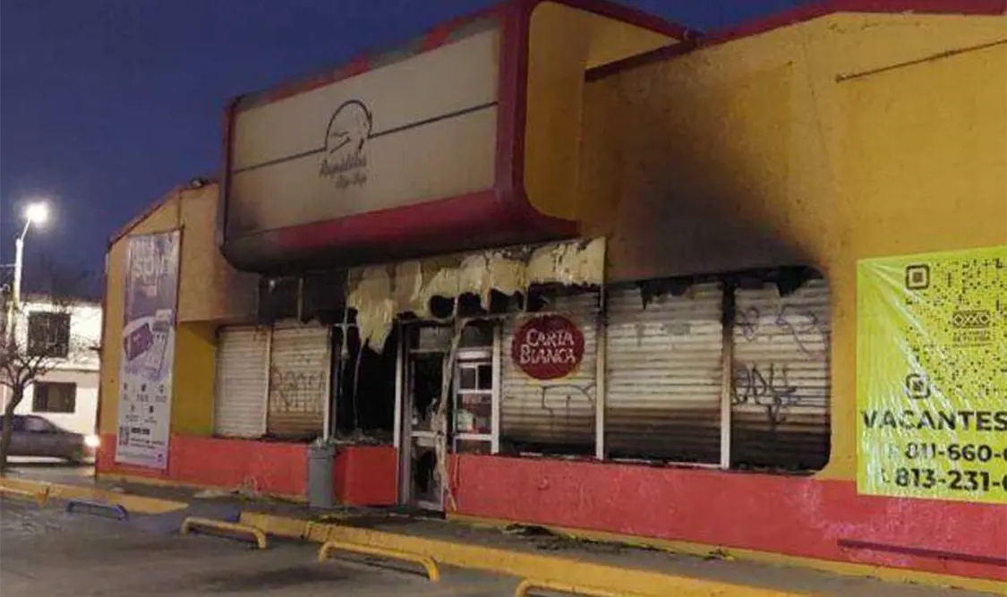 El martes por la noche, hombres armados incendiaron 25 tiendas OXXO, bloquearon calles y desataron balaceras en Jalisco y Guanajuato. Cortesía
