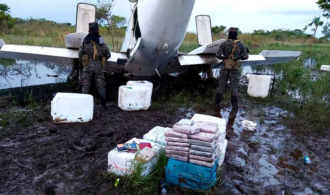 Honduras y Guatemala tienen ventajas y desventajas para los cárteles mexicanos que pagan por cada escala de sus cargamentos.