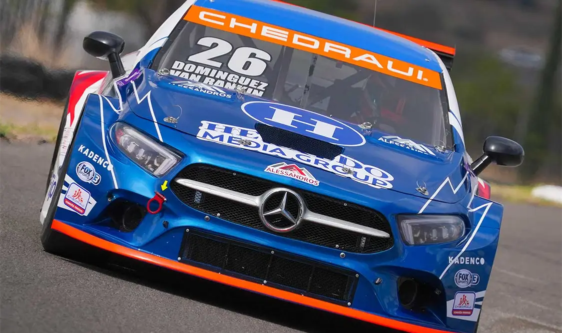 Alessandro’s Racing, por la bandera cuadros
