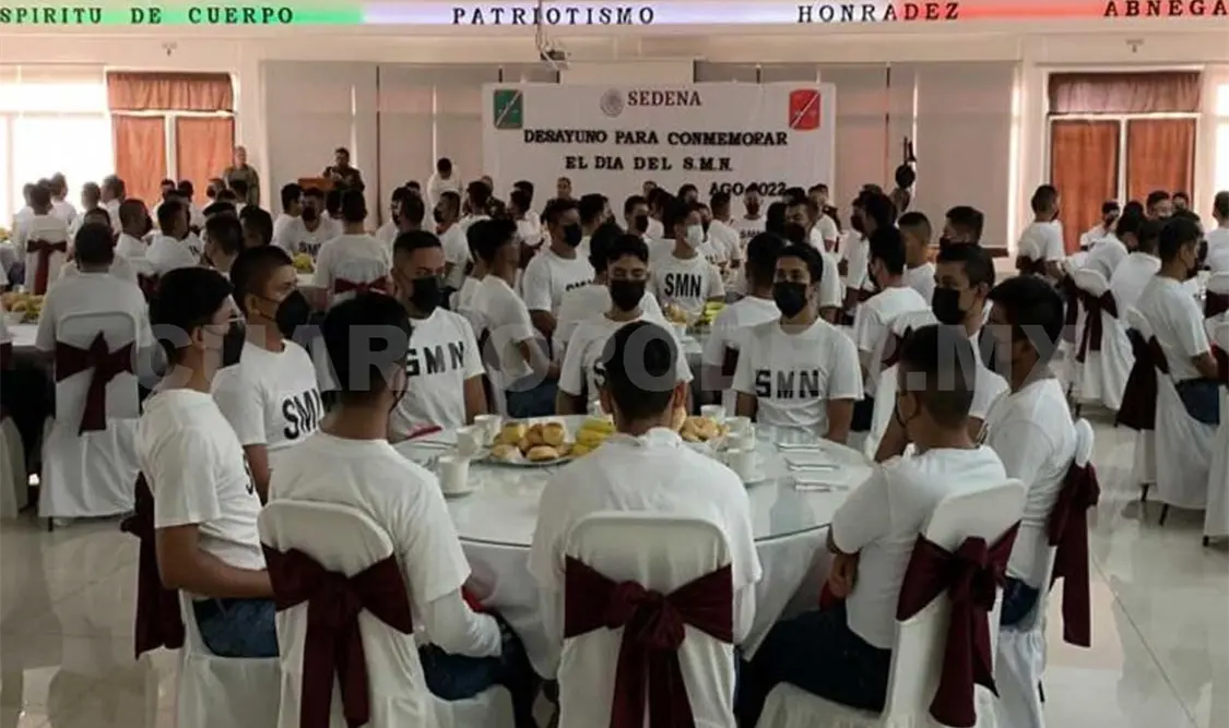 Participaron el personal del 13º Batallón de Infantería, el Tercer Regimiento de Artillería, así como mujeres y hombres del SMN. CP