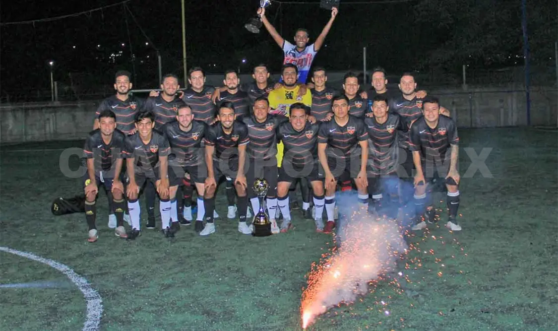 Pedacera FC, los monarcas de la Eredivise