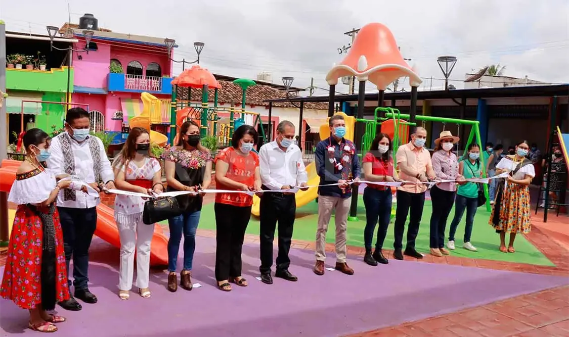 Inaugura REC espacios educativos en jardín de niños y niñas