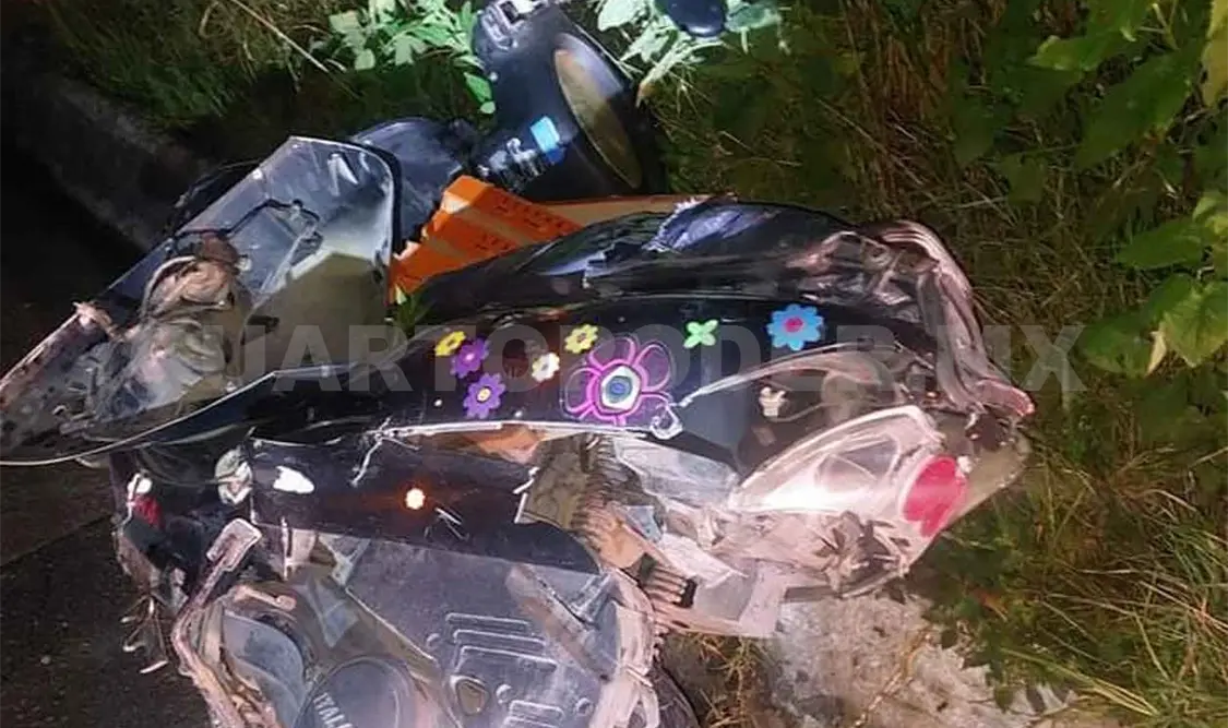 Repartidora pierde la vida al derrapar con su motocicleta