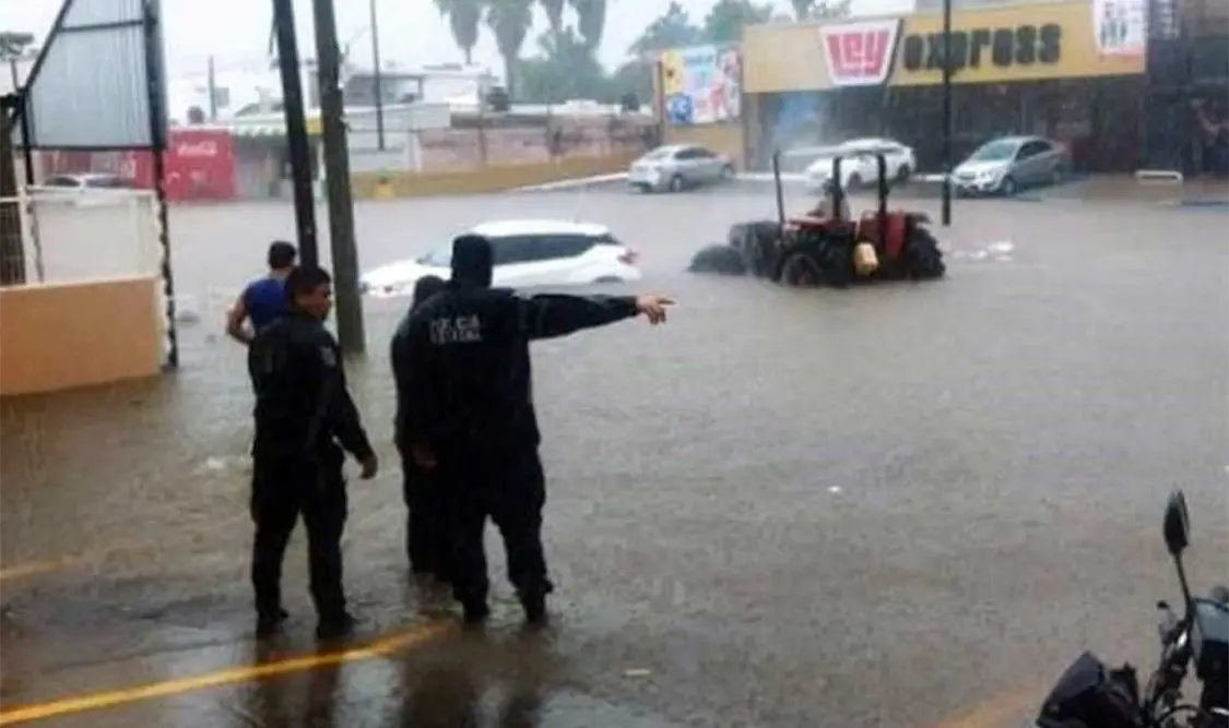 Van 5 muertos tras intensas lluvias