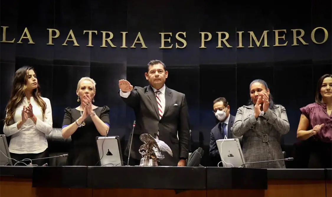 Alejandro Armenta se dijo feliz y motivado de construir una nueva etapa y de fortalecer la relación con el titular del Ejecutivo Federal. Cortesía