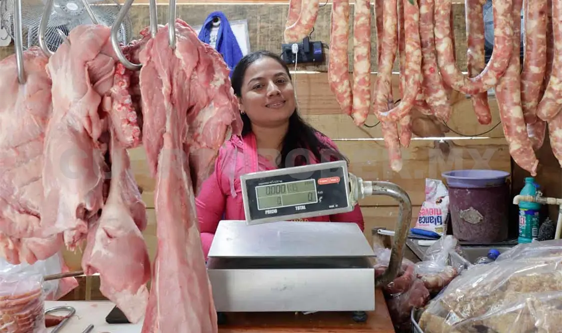 22 de Noviembre: mercado con mucha algarabía