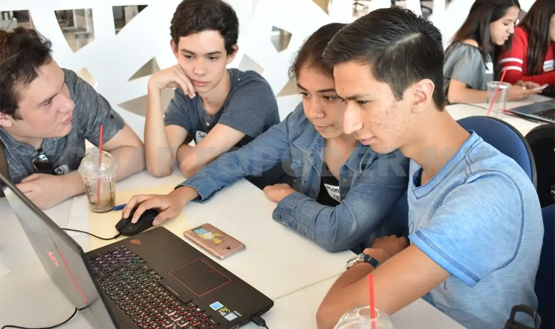 Invitó a las juventudes a estar informadas a través de las redes sociales para conocer más detalles sobre este proyecto. Diego Pérez / CP