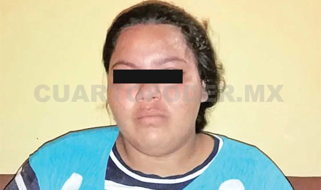 Eldi Daniela “N” fue arrestada por participar en el delito; además le decomisaron un cuchillo. Cortesía