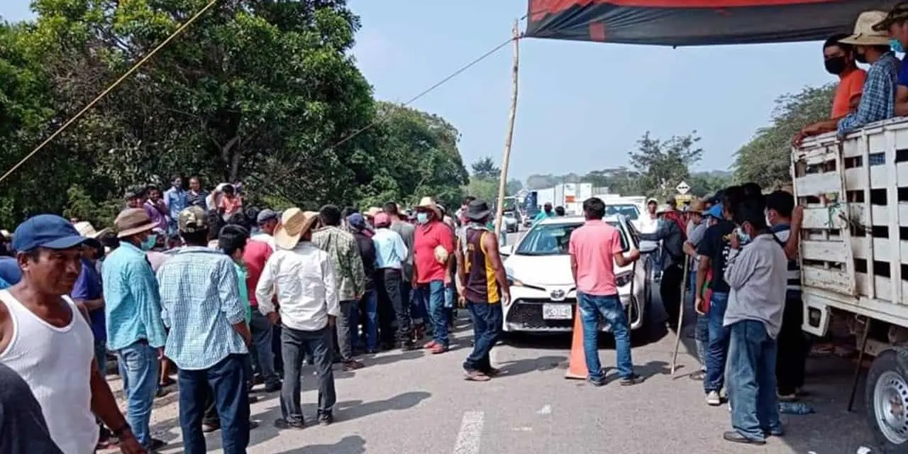 Exigen que el municipio informe sobre el destino de los recursos que se entregaron para resarcir daños provocados por huracán. Cortesía