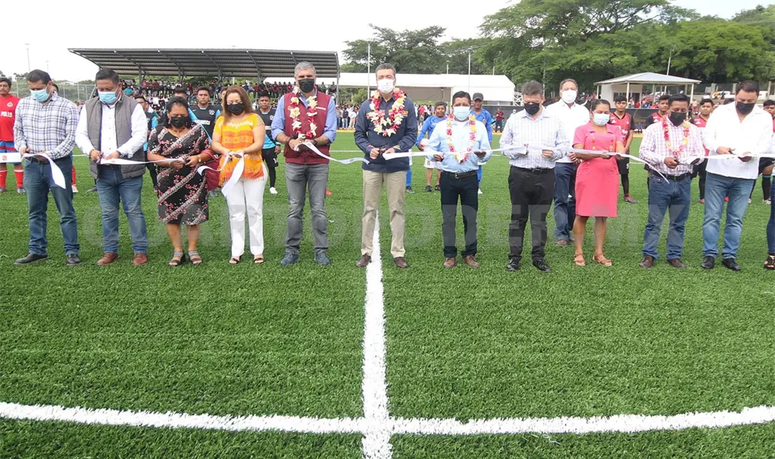 Inaugura REC rehabilitación de Unidad Deportiva