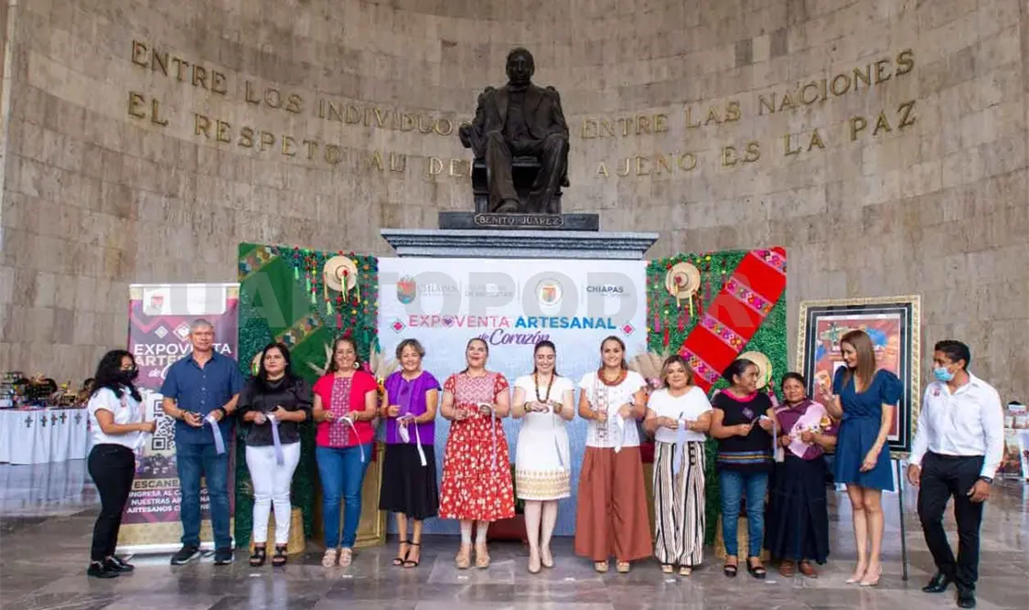 Inauguran “Expo Venta Artesanal de Corazón”